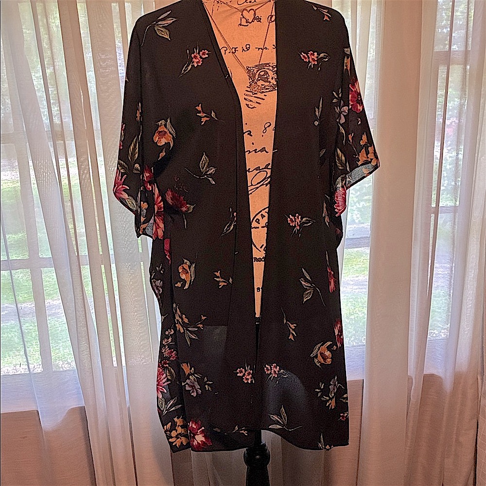Floral Open-Front Black Tunic Kimono